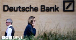 Deutsche Bank share slide reignites worries among investors