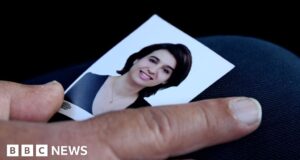 Turkish earthquake: Survivors’ haunting search for missing relatives