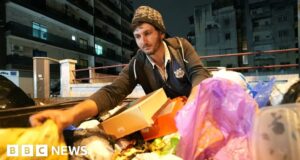 Lebanon crisis: The Syrian refugees recycling to stay alive