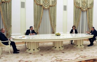 Hungary says it would not arrest Putin if he entered the country