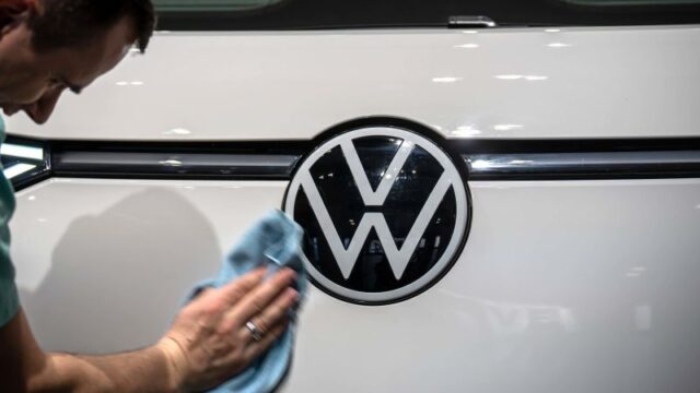 Volkswagen to invest $193 billion to hit EV target, picks Canada for battery factory