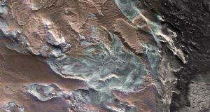 Remains of an ancient glacier spotted on Mars