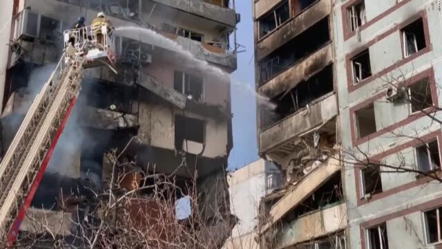 Ukrainian officials say Russians sustaining heavy losses in three hotspots along the front lines