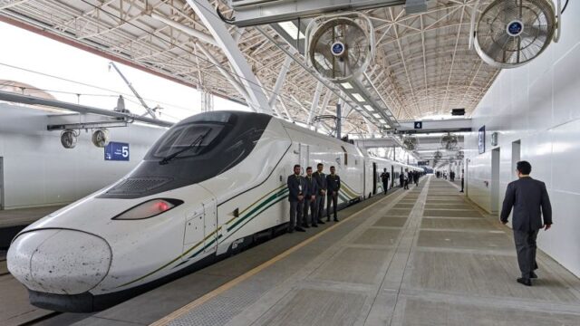 230328102403-12-saudi-arabia-high-speed-rail.jpg