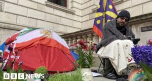 UK-Iranian hunger striker Vahid Beheshti vows to keep up action against IRGC