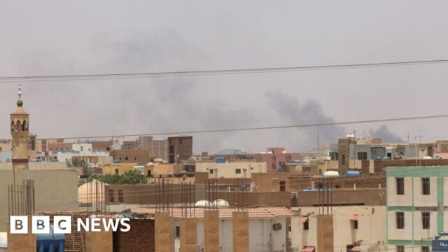 Sudan fighting: Blinken says US diplomatic convoy fired upon