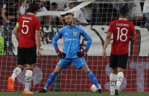 ‘Disaster’ leaves Man Utd players ‘fighting for futures’