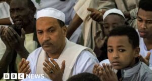 Sudan fighting: Muted Eid as ceasefire broken