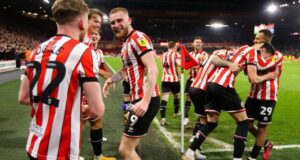 Blades beat Albion to win Premier League promotion