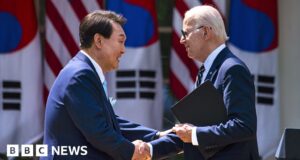 US and South Korea agree key nuclear weapons deal