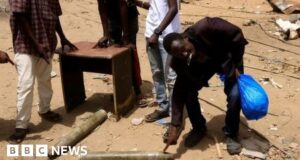 Sudan crisis: Ceasefire extended but fighting continues