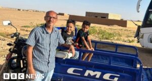 Sudan crisis: Family stuck at Egypt border as drivers demand $40,000 to cross