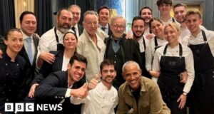Barack Obama and friends surprise Barcelona restaurant