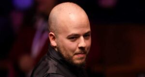 Brecel opens up early 6-2 lead over Selby in final