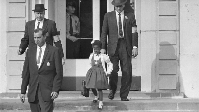 230328214548-01-ruby-bridges-us-marshals-1960.jpg