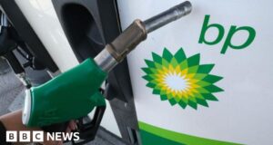Bumper BP profits of £4bn in three months spark criticism