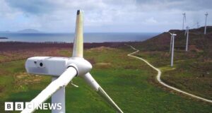 Can a wind turbine handle hurricane speed winds?