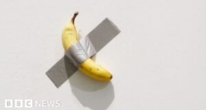 Maurizio Cattelan: Banana artwork eaten by Seoul museum visitor