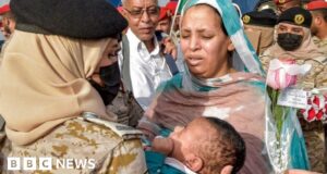 Sudan crisis: Civilians facing catastrophe as 100,000 flee fighting