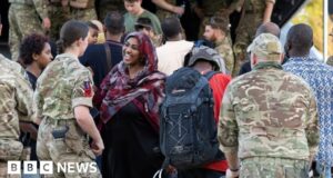 Sudan: Final UK evacuation flight leaves the country