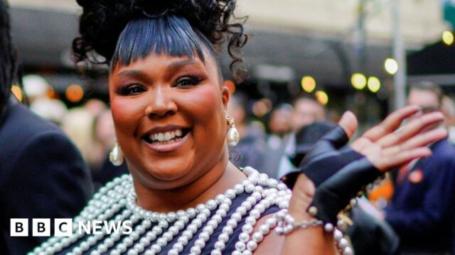 Lizzo thanks ‘flute king’ Sir James Galway for Met Gala duet