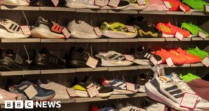 Peru robbery: Shoe-shop thieves get off on the wrong foot