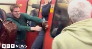 Panic on Tube as passengers escape smoke-filled carriage