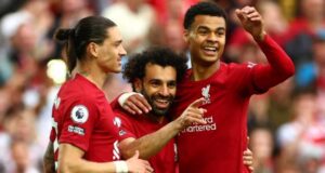 Liverpool beat Brentford to move point behind Man Utd