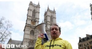 Coronation: Met Police express ‘regret’ over arresting six anti-monarchy protesters