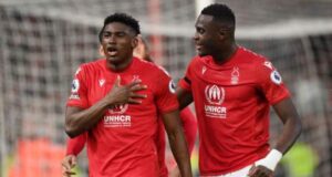 Forest win thriller to leave Southampton on brink