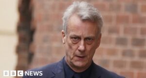 Stephen Tompkinson trial: Actor denies punching drunk man